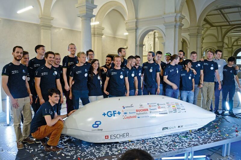 Die 50 Schweizer Studenten wollen mit ihrem Swissloop-Pod Elon  Musks Hyperloop-Contest gewinnen. 400 km/h soll der Pod erreichen. Insgesamt steckt eine halbe Million Franken in Swissloop. Lohn haben die Studenten nicht erhalten. (VBM / Sergio Caré)