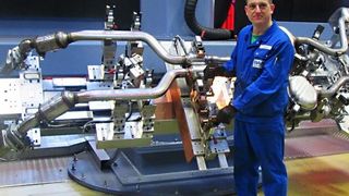 Die Boysen Mitarbeiter in Achim sind jüngst in die Just-in-Sequence-Produktion kompletter Abgasanlagen für die neue Mercedes-Benz C-Klasse gestartet. (Foto: Boysen)