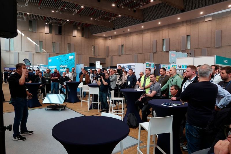 Impressionen von der Verbindungstechnikmesse Schraubtec am 16. April in der Stuttgarter Carl-Benz-Arena ... (Bild: P. Königsreuther)