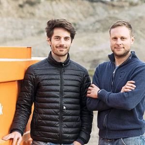 Die Neustark-​Gründer Valentin Gutknecht und Johannes Tiefenthaler(Bild:  Micha Riechsteiner)