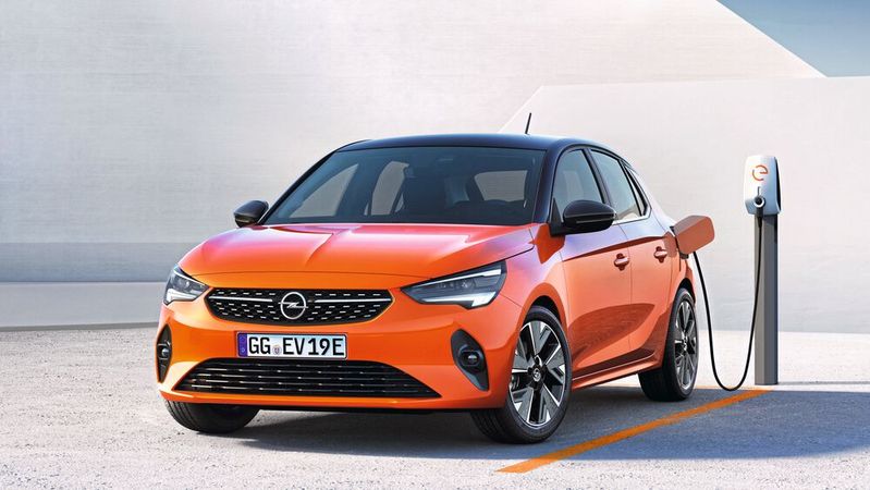 Der Opel Corsa war im August 2023 der meisverkaufte Kleinwagen in Deutschland. Dazu beigetragen hat sicher auch die E-Variante des Rüsselsheimers.(Bild:  Opel)