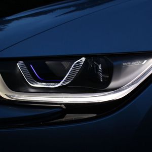 Den BMW i8 gibt es künftig auf Wunsch mit Laserlicht.