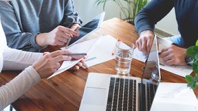 Nach Unternehmensangaben sollen sich dadurch Investitionen in Rechenzentren, Cloud-Infrastrukturen und KI-Anwendungen besser analysieren und planen lassen. (Bild: © s-motive - stock.adobe.com)
