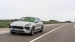 Ab sofort ist die neu aufgelegte GTS-Version des Porsche Macan zu Preisen ab 77.880 Euro erhältlich. (Bild: Porsche)