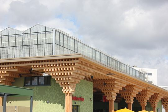 (Die Dachfarm wurde gewächshaustypisch als feuerverzinkte Stahlkonstruktion errichtet. (Foto: Public Domain))