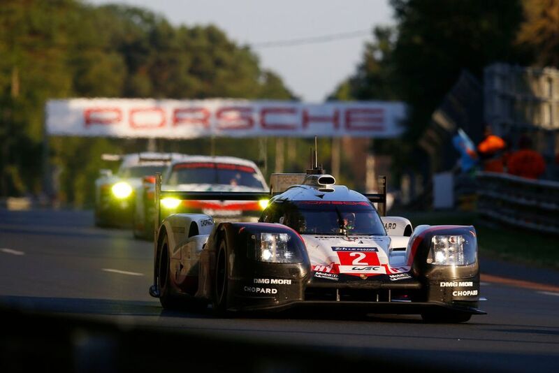 Porsche hat nach den beiden Vorjahren zum dritten Mal in Folge das legendäre 24-Stunden-Rennen von Le Mans gewonnen, das so abwechslungsreich und turbulent wie selten war.  (Porsche)