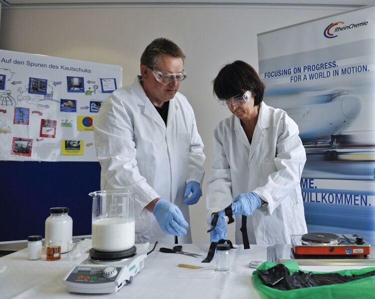 Teacher training “Chemistry Lab Rubber” (Picture: Rhein Chemie Rheinau)