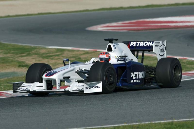 Robert Kubica im aktuellen Rennwagen 2009 von BMW Sauber. (Archiv: Vogel Business Media)