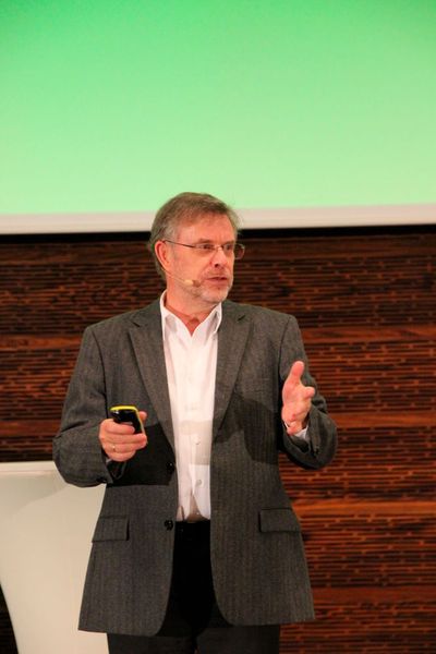 „Industrie 4.0 finde in den Köpfen vieler Entscheider erst in 40 Jahren statt.