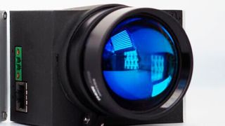 Lidar-System von Blickfeld: Das Start-up aus München kann jetzt dank abgeschlossener Serie-A-Finanzierung seine Serienproduktion hochfahren. (Bild: Blickfeld)