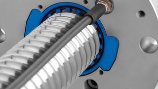Die von August Steinmeyer entwickelte Technik der Zustandsüberwachung eines Kugelgewindebetriebs zielt darauf ab, die Vorspannung der Mutter auf der Spindelwelle durchgehend zu überwachen. (August Steinmeyer GmbH & Co. KG)