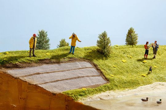 Die Fraunhofer-Institute legen großen Wert auf die Anwendungsnähe ihrer neuen Entwicklungen. Hier ein Beispiel für den Einsatz von Geokunststoffen in der Uferbefestigung.(Bild:  Ursula Raapke Darmstadt Germany)