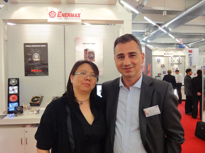 Metin Yolcu, Ingram Micro, und Daisy Tsao, Enermax (Archiv: Vogel Business Media)