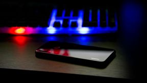 Die geplante EU-Regulierung zum Ausschluss chinesischer Technologien aus Branchen wie Telekommunikation oder Stromversorgungen würde chinesische Hersteller wie Huawei, ZTE oder JA Solar Technology besonders schwer treffen. Speziell die chinesische Solarindustrie müsste sich auf Konkurse einstellen. Entsprechend scharf äußerte die chinesische Politik Kritik an den Plänen. (Bild: frei lizenziert)