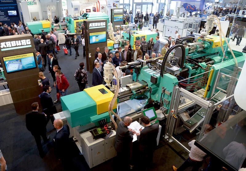 K 2013 also had plenty of its mainstays, such as injection moulding machines... (Source: Messe Dusseldorf)