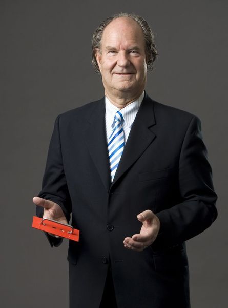 Dieter Ramsauer, Geschäftsführer Dirak: „Ich könnte mir vorstellen, dass auch in den nächsten zwanzig Jahren der Schwenkhebel noch gebräuchlich ist.“ Bild: Dirak (Archiv: Vogel Business Media)