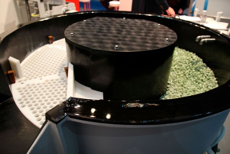 Eindrücke von der Deburring Expo 2015. (Bild: Itasse)