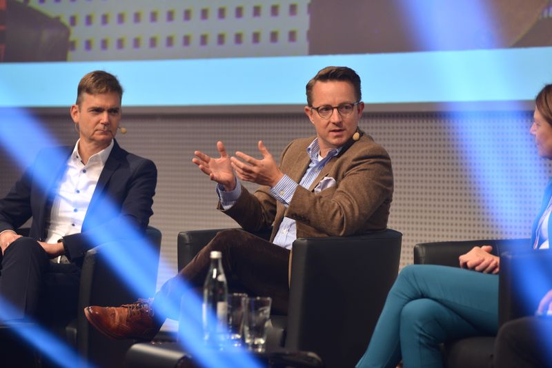 Anlässlich der B2B Marketing Days fragte die marconomy-Redaktion gezielt bei B2B-Marketern, Vertriebs-Profis und Geschäftsführern nach, welche Rolle Hybrid-Selling spielt. (marconomy © Johannes Untch)