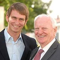 Jan Hecht übernimmt die Leitung des von seinem Vater von 37 Jahren gegründeten Unternehmens.(Bild:  Hecht Technologie)