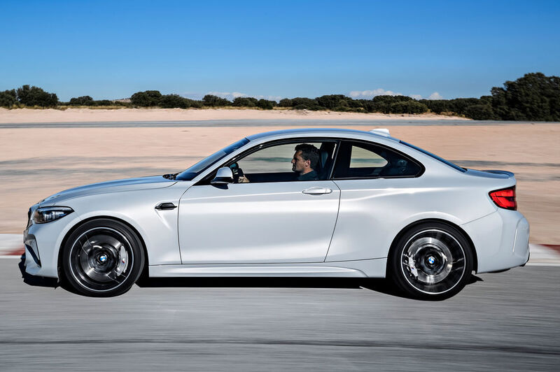 Der M2 Competition startet bei 61.900 Euro, das sind lediglich 2.400 Euro mehr als beim normalen M2. (BMW)