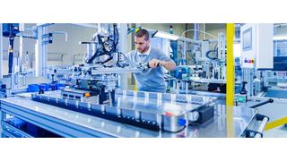 Die Produktion von Serien-Batteriesystemen bei Akasol. (Akasol)