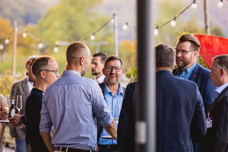 Impressionen vom 24. Würzburger EMS-Tag: Im Mittelpunkt standen aktuelle Branchenthemen, praxisnahe Impulse und insbesondere der persönliche Austausch innerhalb der EMS-Community. (Bild: Stefan Bausewein)