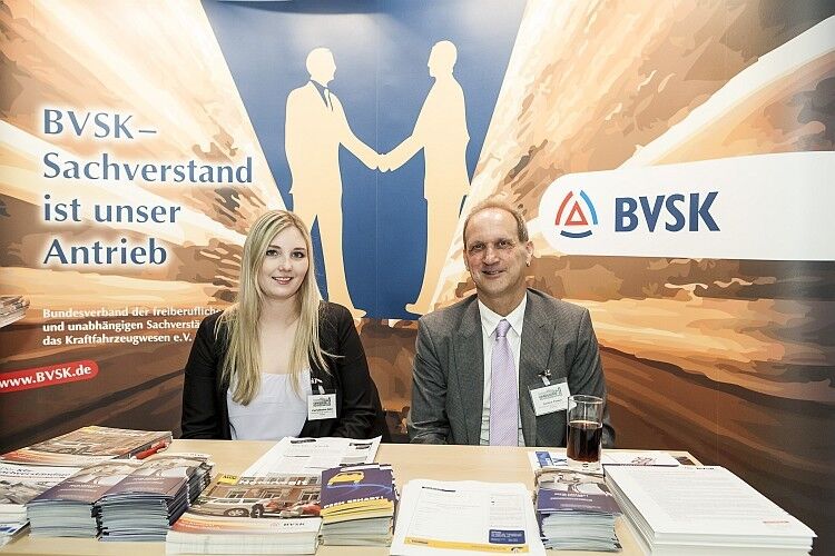 Lisa Katharina Hahn und Jochen Pamer vom BVSK standen den Besuchern mit Rat und Informationen zur Seite. (Foto: Bausewein)