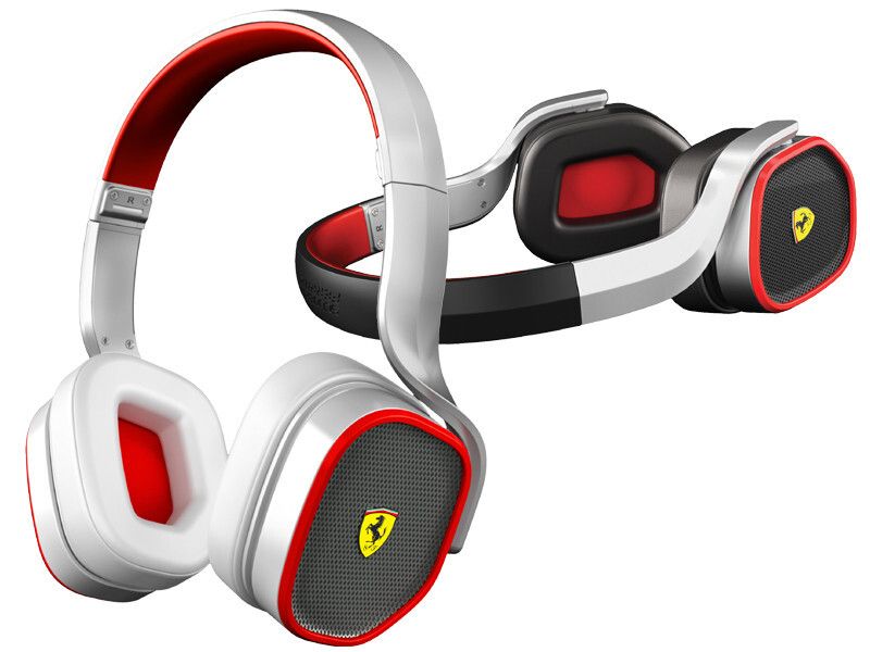 Der Kopfhörer R200 der Scuderia-Serie ist in Silber und Schwarz erhältlich, das Modell R300 arbeitet mit Active Noise Cancelling. (Archiv: Vogel Business Media)