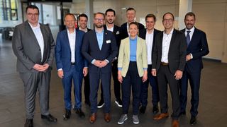 Die beteiligten Partner von Mein-Krankenhaus.Digital (MKD) beim Auftakt im Klinikum Aschaffenburg. (Bild: Klinik IT eG)