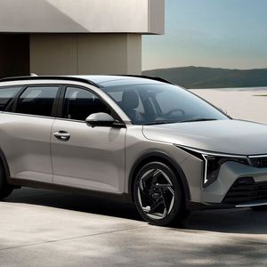 Die Antriebspalette ist zunächst konventionell. (Bild: Kia)