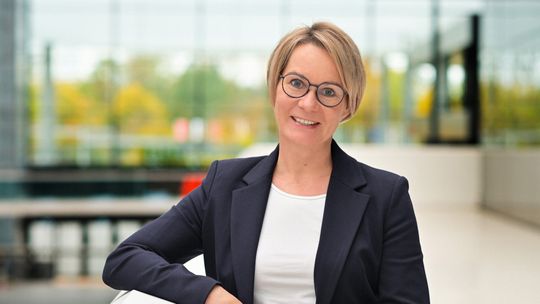 Silke Ludwig ist seit 2019 im Team der Medtec Live und bringt umfassende Erfahrung in der Konzeption, Planung und Durchführung der Medtec Live sowie ein belastbares Branchennetzwerk mit.(Bild:  Nürnberg Messe)