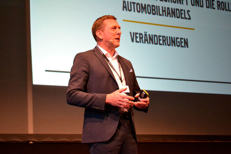 Thomas Bauch, Geschäftsführer von Volvo Deutschland, merkte an, dass der klassische Automobilhandel Drittanbieter abwehren müsse, wenn er nachhaltig erfolgreich bleiben will. (Seyerlein / »kfz-betrieb«)