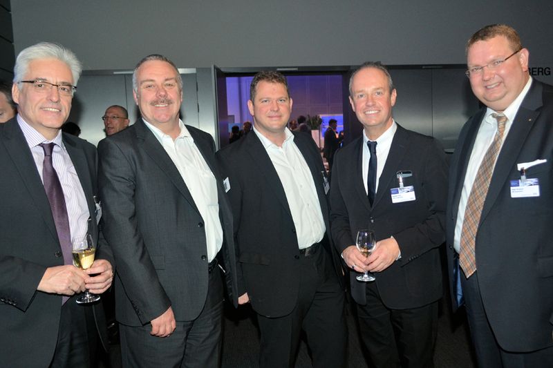 V.l.nr. Christoph Heitjans, Jürgen Abele, Marco Kempf (alle IBM), Heribert Fritz (Fritz & Macziol) und Ralph Brubach (IBM) (IT-BUSINESS / Michael Hase)