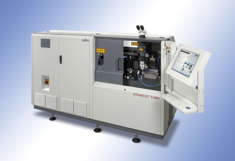 Mit dem Femtosekunden-Laser integriert in Starcuttube-Anlagen von der Rofin-Baasel Lasertech ist schon heute eine industriell zuverlässige Bearbeitung von bioresorbierbaren Materialien verfügbar. (Bild: Rofin-Baasel)