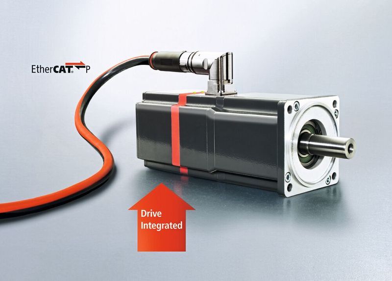 Der dezentrale Servoantrieb AMP80xx integriert die Leistungselektronik platzsparend am hinteren Ende der Motorwelle und wird über die Einkabellösung EtherCAT P mit Leistung und Daten versorgt. (Beckhoff)