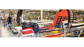 Im Geschäftsbereich Readychain liegen viele Arbeitsschritte, die vor und nach dem Crimpprozess stattfinden, nach wie vor in Menschenhand. Doch der Automatisierungsprozess schreitet voran. (S.Häuslein/konstruktionspraxis)