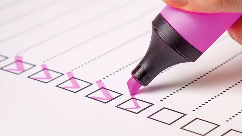 Es gibt einiges zu bedenken beim Unternehmensverkauf. Automobilhändler sollten ganz besonders den Ausgleichsanspruch im Auge behalten.(Bild:  frei lizenziert /  Pixabay)