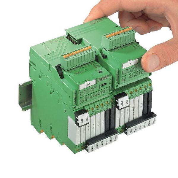 89 Leser folgten dem Aufruf zum elektrotechnik-Praxistest und widmeten sich 6 Wochen dem Logikmodul PLC Logic von Phoenix Contact. (Phoenix Contact)