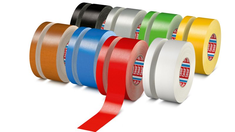 Ob Klebebänder für anspruchsvolle Befestigungen, die schnelle Sofort-Reparatur oder Abdeck-Klebebänder, das komplette Tesa Produktsortiment technischer Klebebänder ist ab sofort bei Ruderer erhältlich.(Bild:  Tesa)