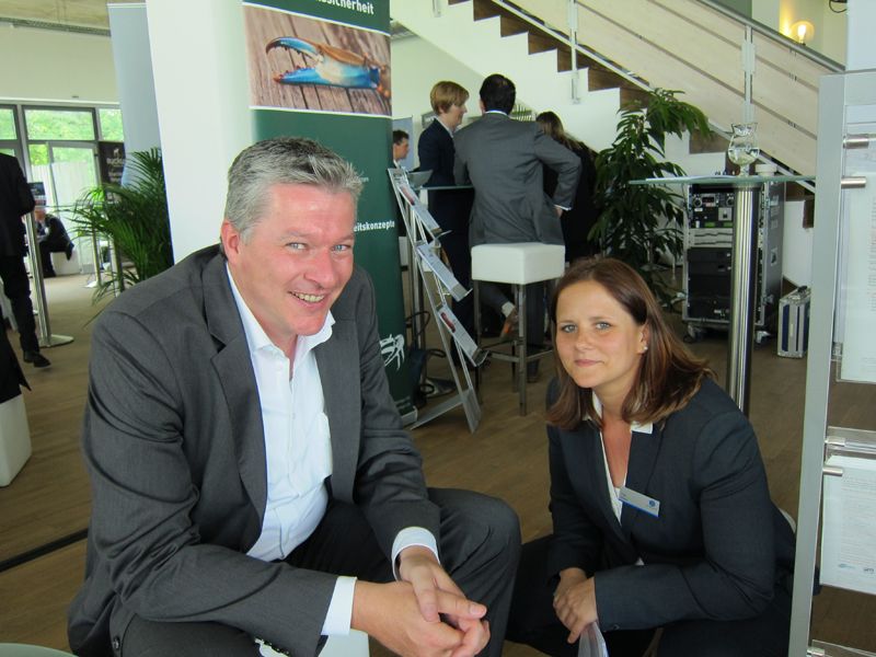 Christoph Rütten, Sophos, mit Kati Rabe, Infinigate (Bild: IT-BUSINESS)