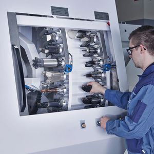 (WFL Millturn Technologies GmbH & Co. KG)