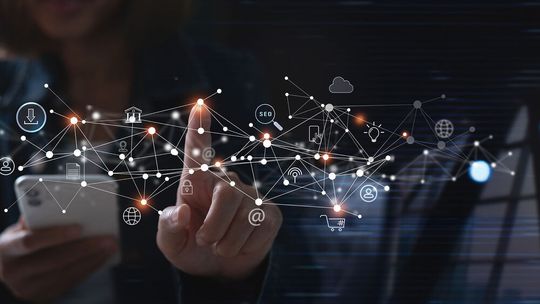 Die Digitalisierung schreitet voran: Mit dem Datenwachsum sieht der Public Sector allerdings auch Herausforderungen, die eine passende Speichertechnologie fordern. (© tippapatt – stock.adobe.com)