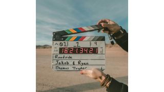 And Action: Referenzkundenvideos sind eine effektive Methode, um an Kontakte für Ihr B2B Unternehmen zu kommen.  (Bild: frei lizenziert)