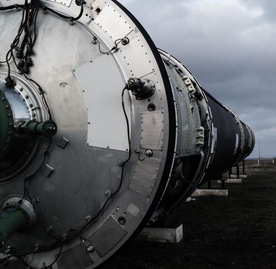 Lightweight metal structures – often aluminium-based – are central to rockets and guided missiles.(Photo:  Wiki Commons (CC BY-SA 3.0))