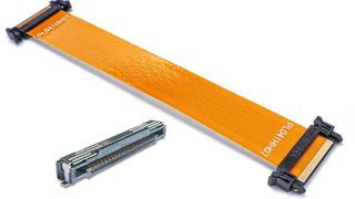 Flachbandkabel:  Y-FLEX vereint die Vorteile der klassischen Methoden, wird jedoch den Anforderungen technisch anspruchsvoller Produkte besser gerecht. Unten die Steckverbinder der Reihe HF507. (Bild: Yamaichi)