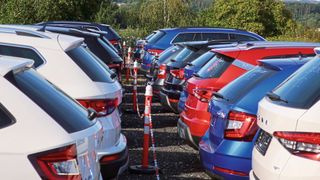 Immer weniger neue Fahrzeuge kommen in Europa mit Dieselmotor auf die Straße. (Grimm/»kfz-betrieb«)