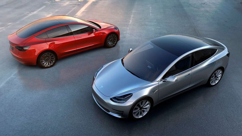 Das Tesla Model 3 war im September das meistverkaufte Mittelklasseauto in Deutschland.