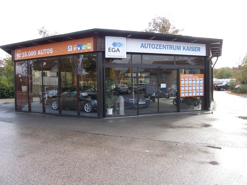 B_EGA-Verkaufspavillon beim Autozentrum Kaiser_Nürnberg.jpg ()