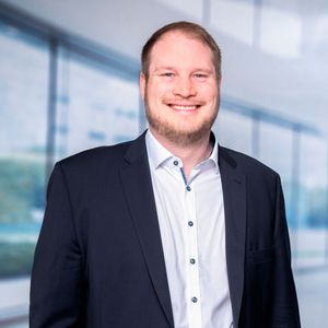 Christoph Siemon: „Die neue Echtzeitlokalisierung am Fraunhofer-Institut in Lemgo erfasst alle Bewegungen kontinuierlich. Dadurch lassen sich nun auch eher seltene, aber kritische Situationen entdecken.“(Bild:  Imago Technologies)