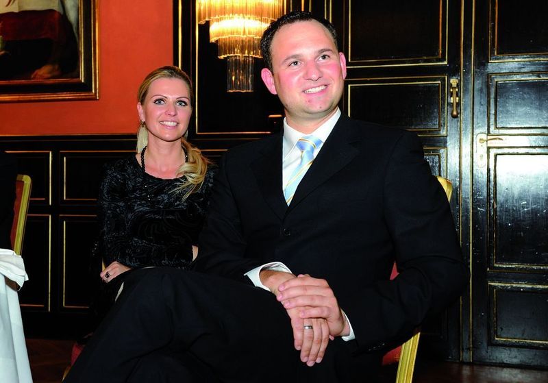 „Heute ist ein schöner Tag.“ Andreas Peter und seine Frau Anja sind stolz auf die Auszeichnung mit dem Junior Award. (Archiv: Vogel Business Media)